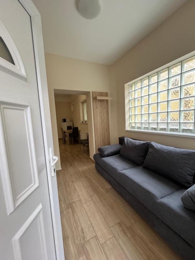 Albi Apartman Seghedin Exterior foto