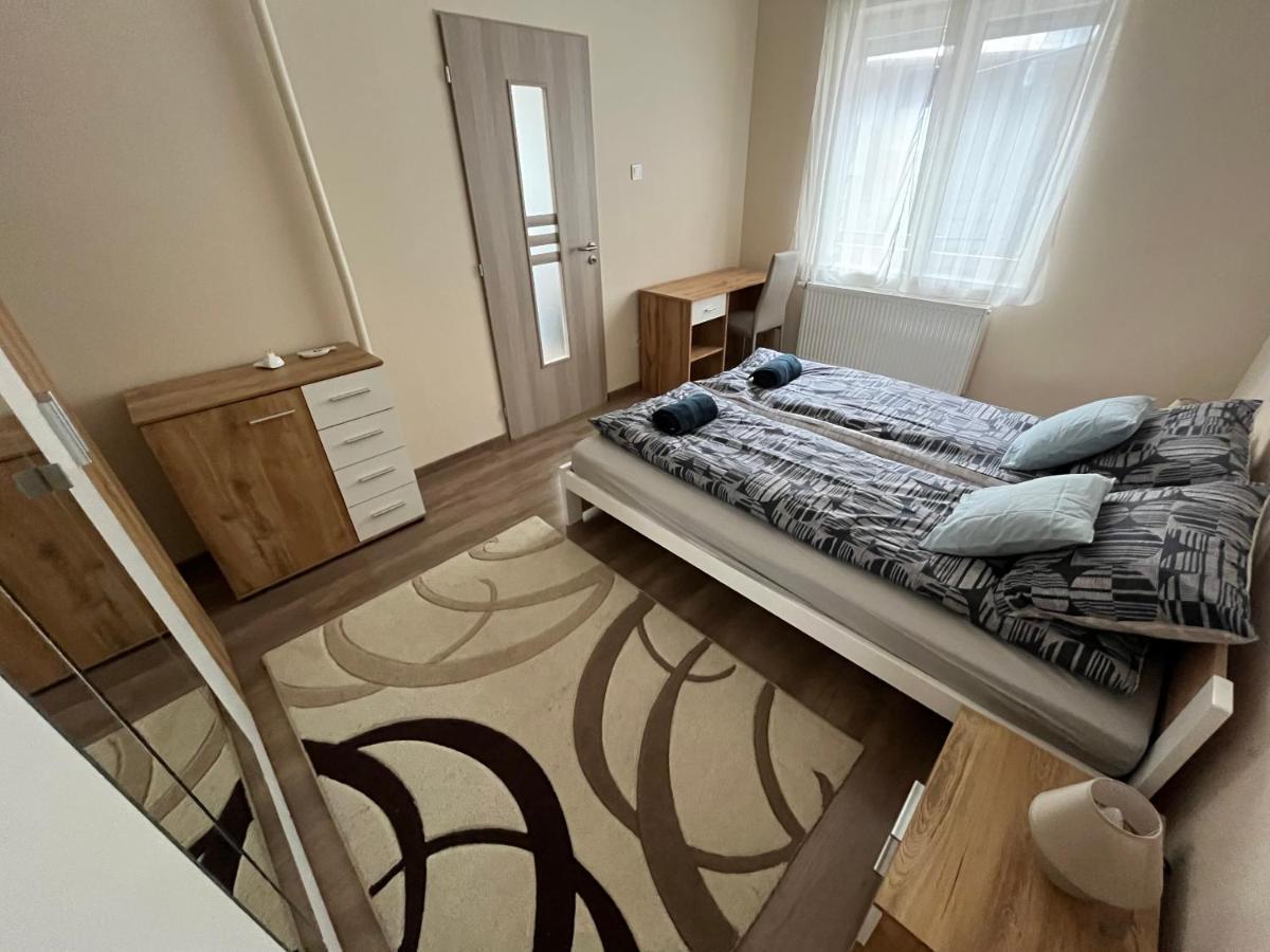 Albi Apartman Seghedin Exterior foto