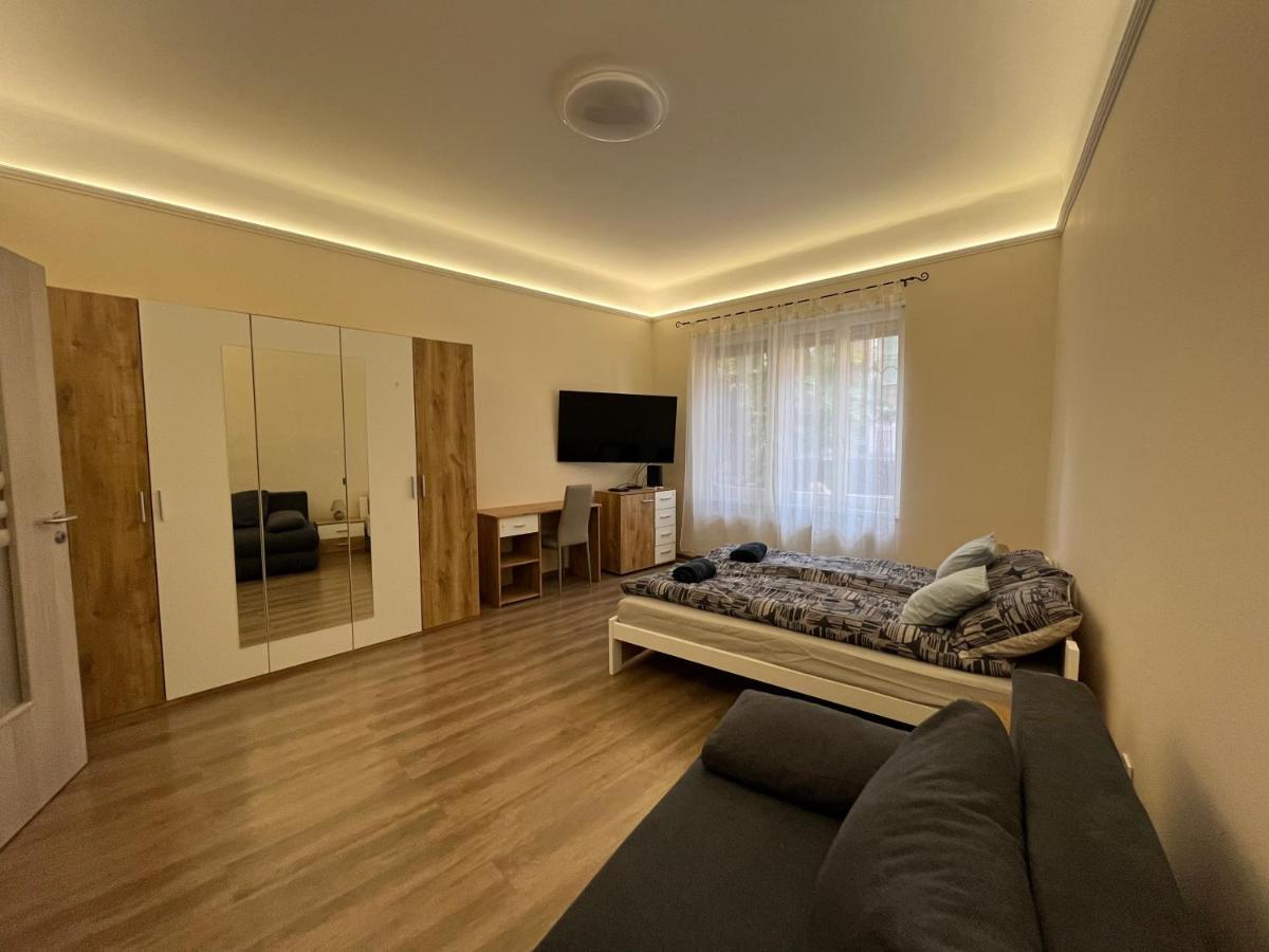 Albi Apartman Seghedin Exterior foto